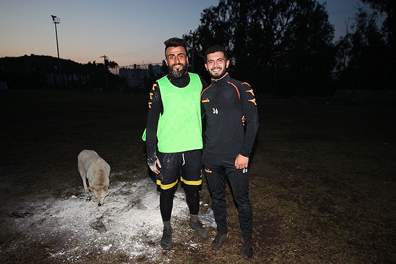 Gümüşlükspor yardımcı antrenörü Ali Cihan Kayaş'a sürpriz doğum günü - Fotoğraf: Yalçın Çakır 15