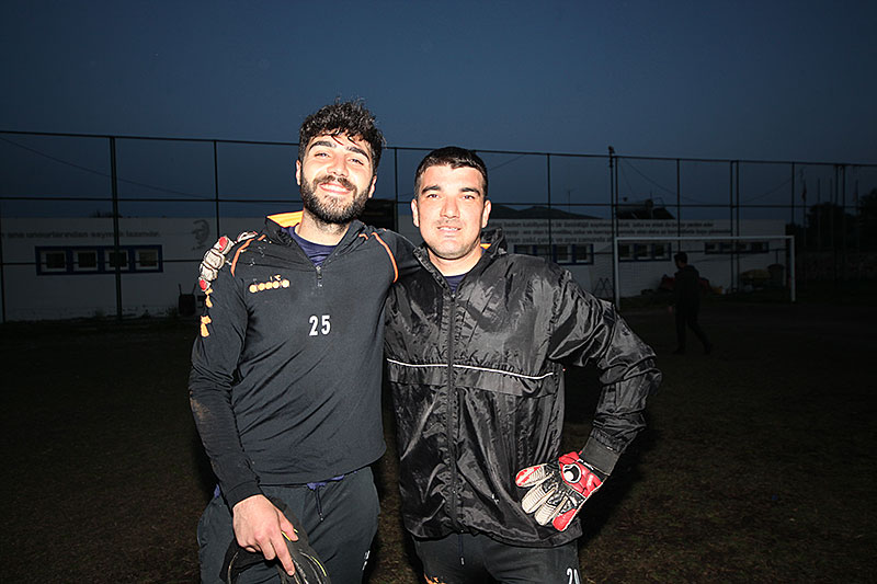 Gümüşlükspor yardımcı antrenörü Ali Cihan Kayaş'a sürpriz doğum günü - Fotoğraf: Yalçın Çakır 17