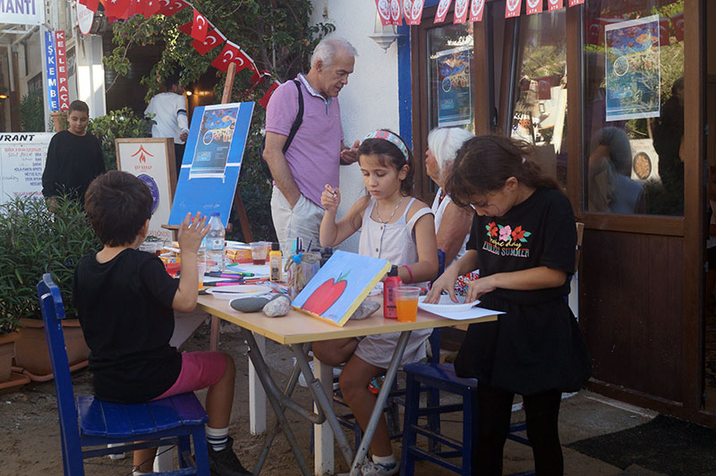 1. Gümüşlük Panayırı, "Cumhuriyet Bayramı'na Saygı Sergisi" 13