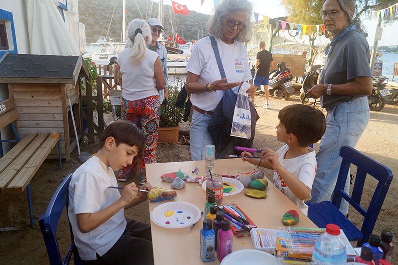 1. Gümüşlük Panayırı, "Cumhuriyet Bayramı'na Saygı Sergisi" 22