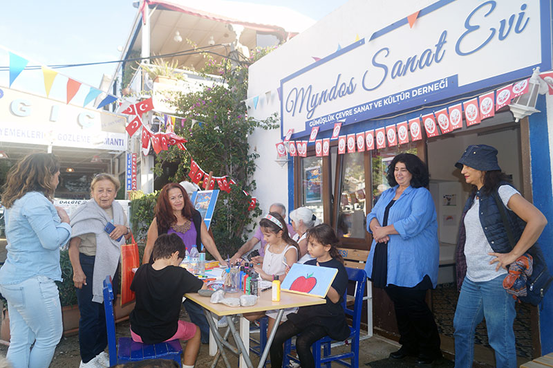 1. Gümüşlük Panayırı, "Cumhuriyet Bayramı'na Saygı Sergisi" 6