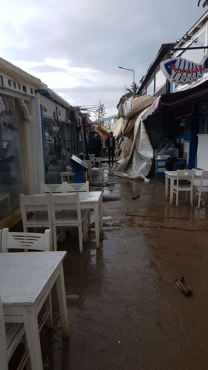 Gümüşlük sahil fırtına zarar verdi, 2022 arşiv 2