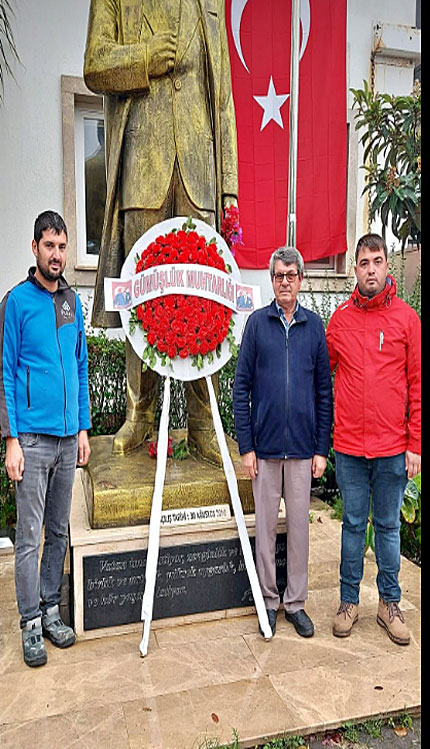 Gümüşlük muhtarı Zeki Pay (ortada, 2026 EKim