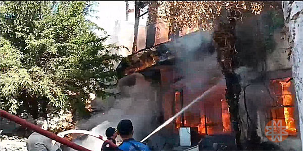 Menteşe'de tarihi ahşap ev yandı - 48 Haber Ajansı