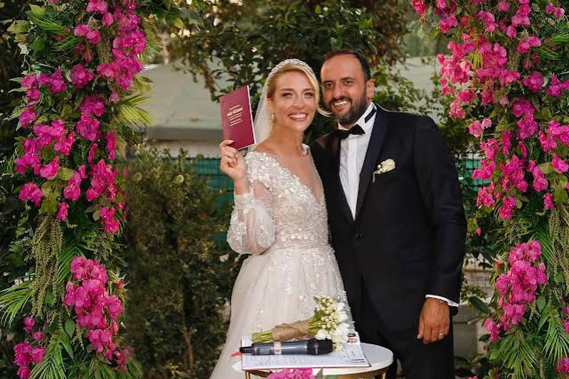 Cansu Canan Özgen Bodrum'da evlendi